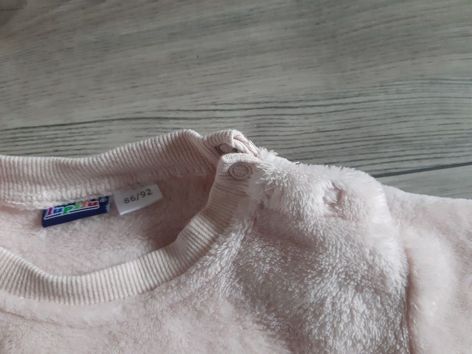 Piękna ciepła bluza