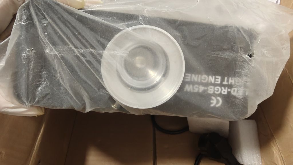 Generator światła led do światłowodów