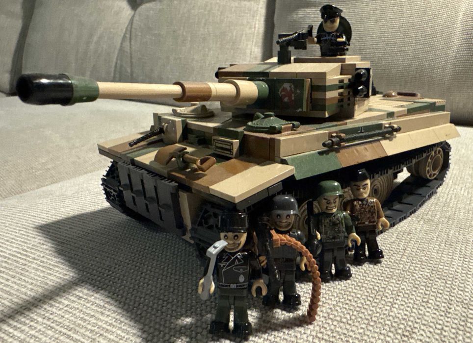 PzKpfw Vi Tiger Ausf. E | COBI 2487
