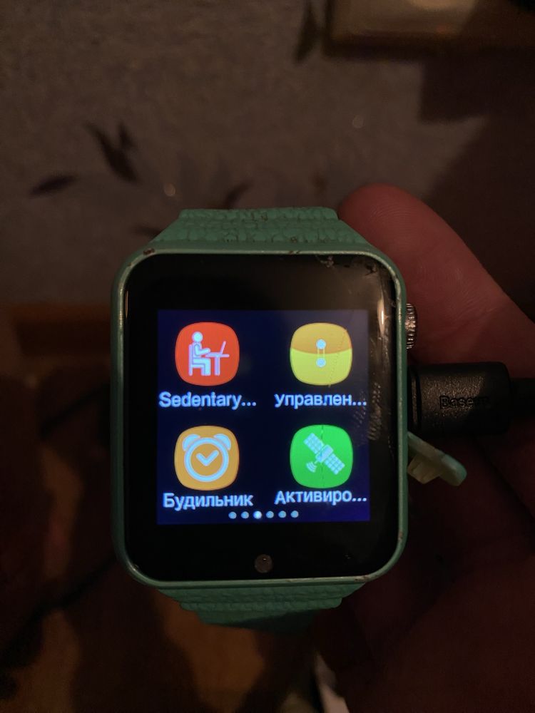 Умные детские часы V7K Green с GPS