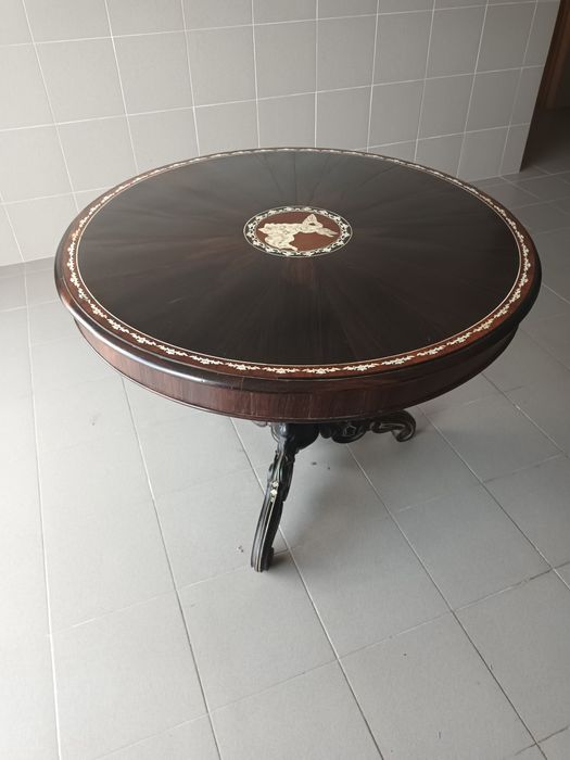 Mesa de centro antiga