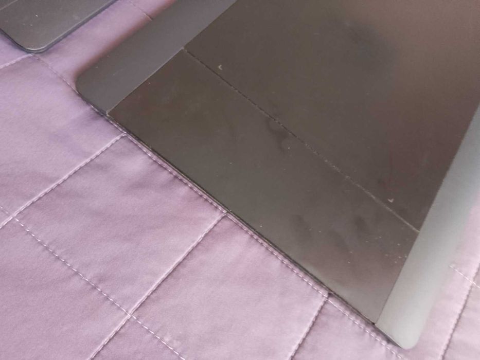 Два за ціною одного Wacom intuos Pro medium PTH 651 та 5 M PTH 650 два