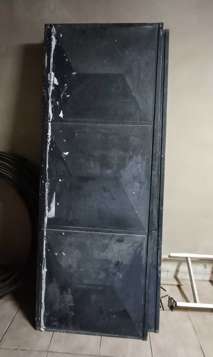 Vendo portão de ferro 4 folhas