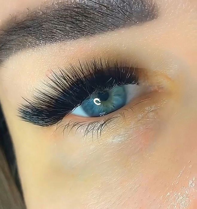 Наращивание и ламинирование ресниц