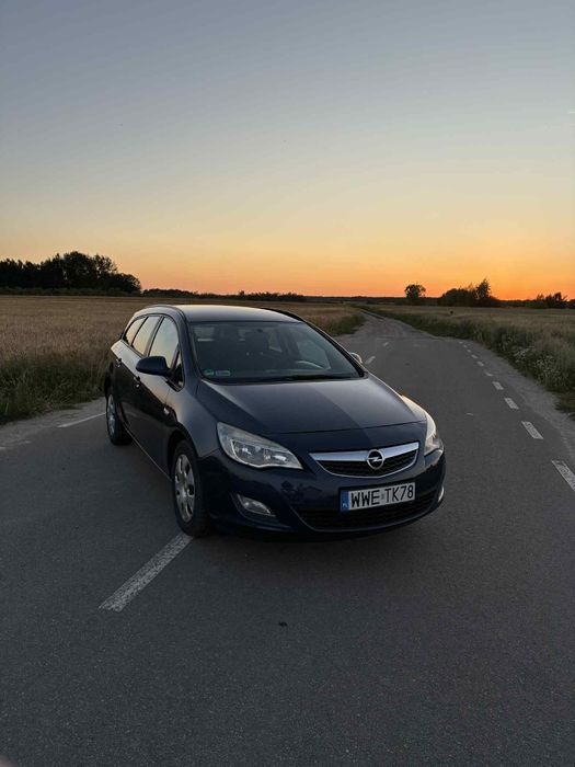 Opel Astra J 1.7 CDTI