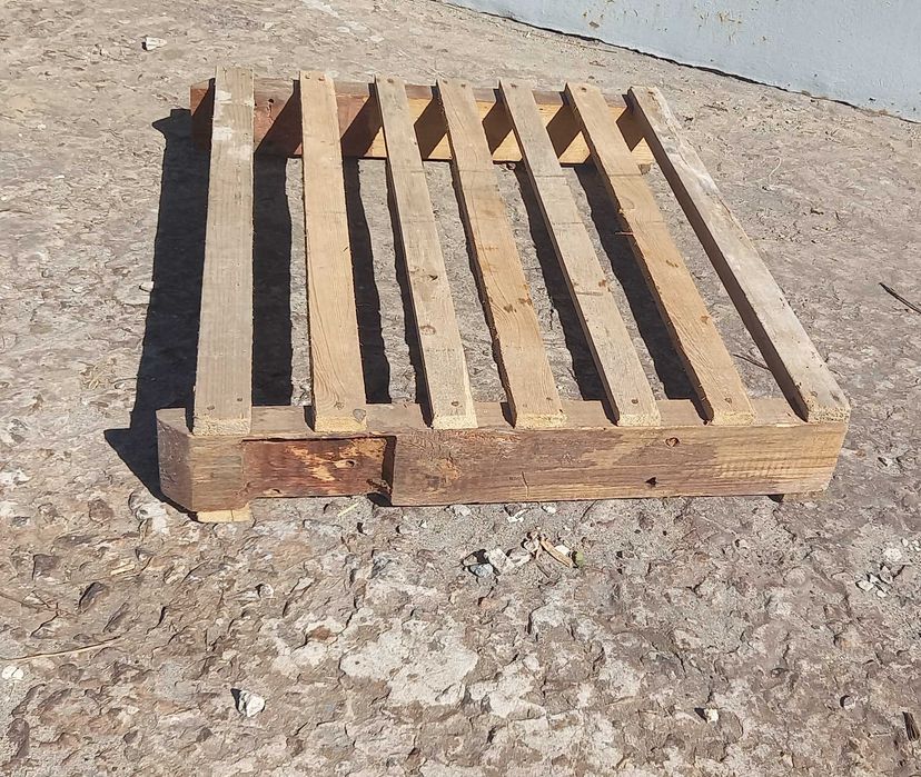 Поддон деревянный  65*51*9   и 42см*86см*45мм б у