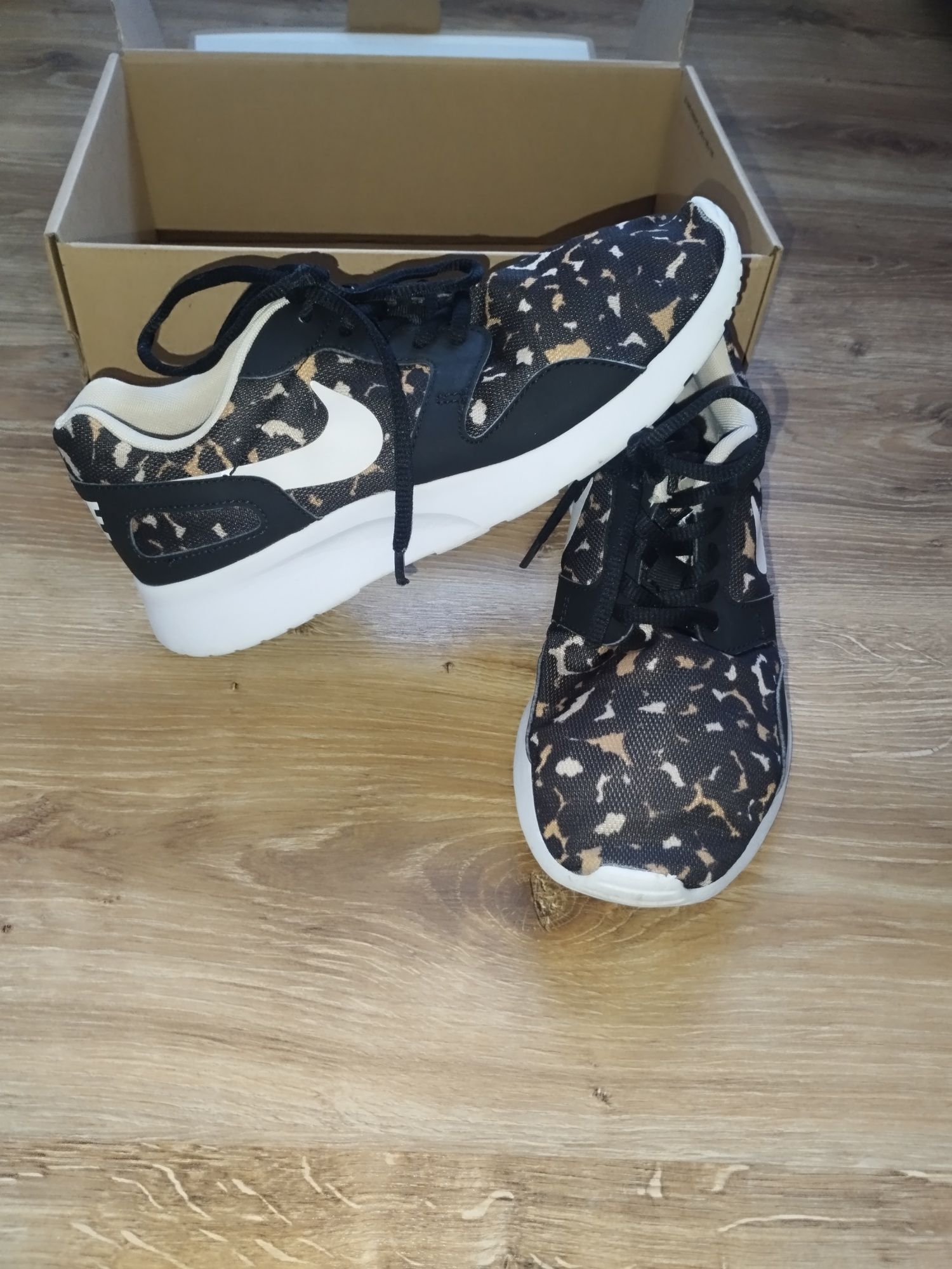 Жіночі кросівки Nike Kaishi оригінал 38р