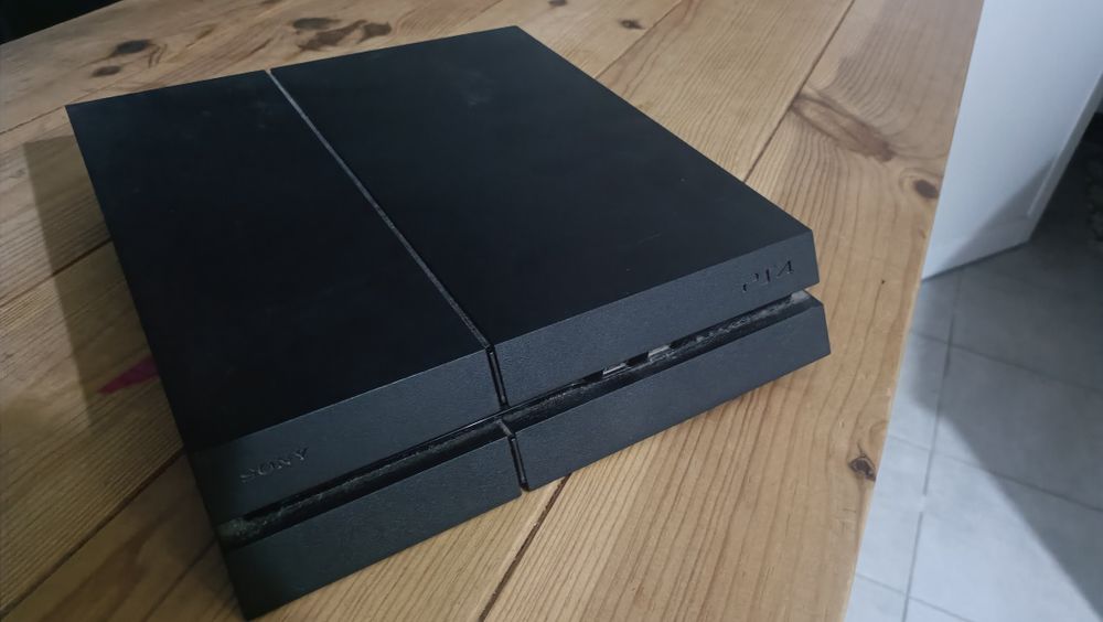 PlayStation 4 com jogos