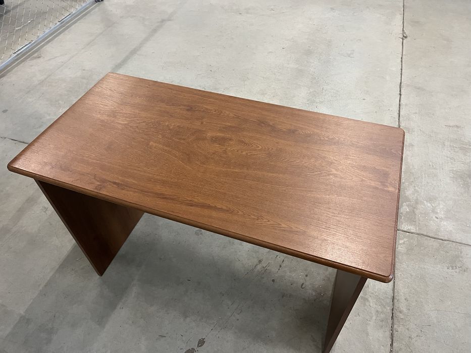 Стіл письмовий, офісний