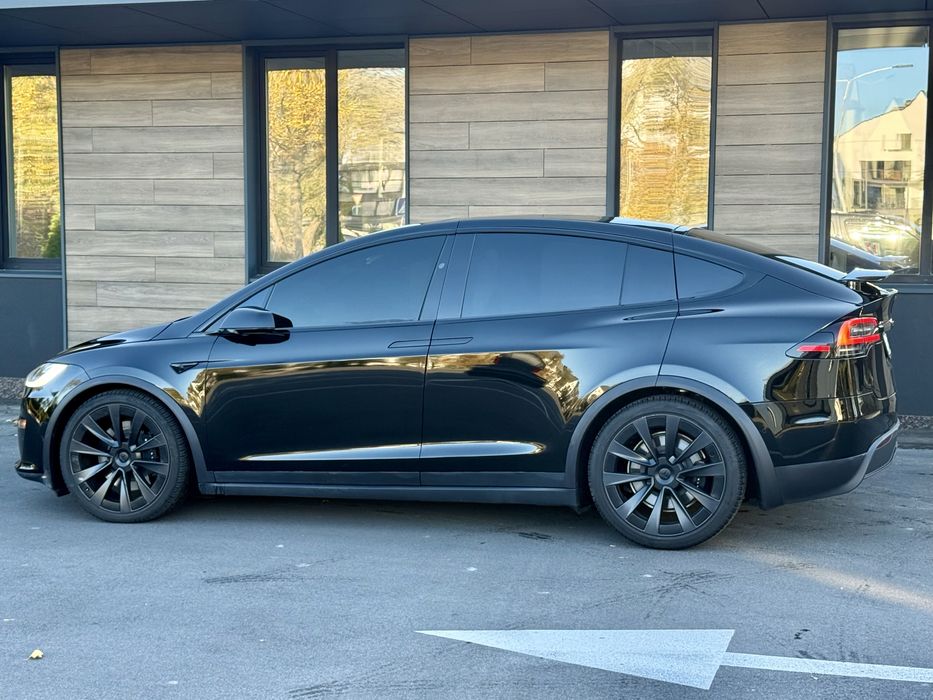 Продам Tesla model X
