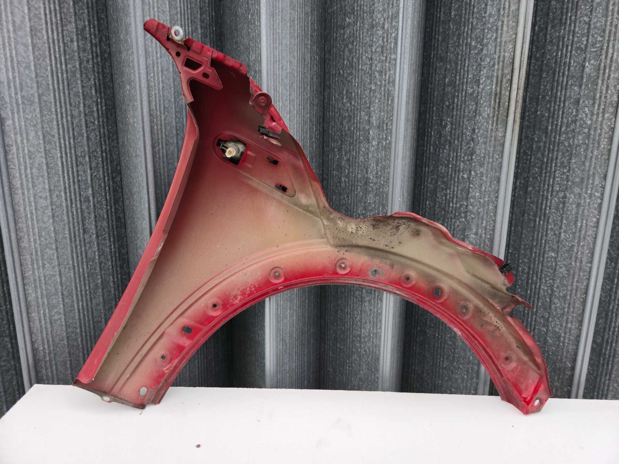 Guarda lamas esquerdo MINI One Cooper R56 (2006 a 2010)
