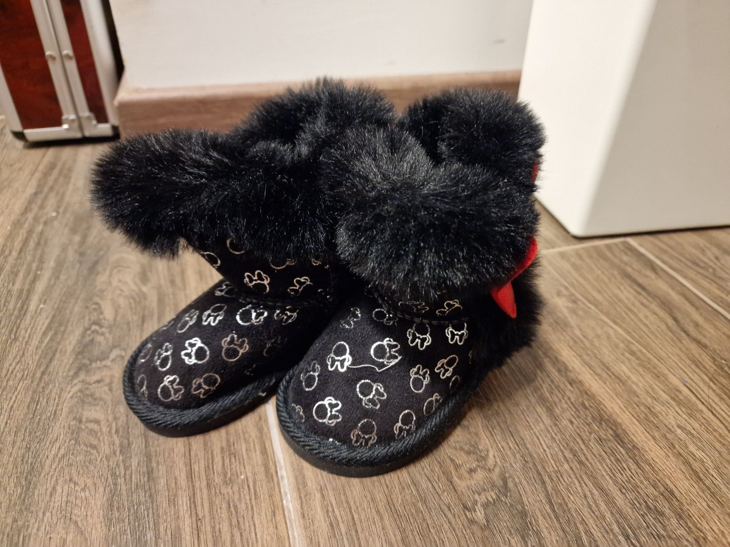 Nowe czarne botki/kozaczki z kokardką Minnie