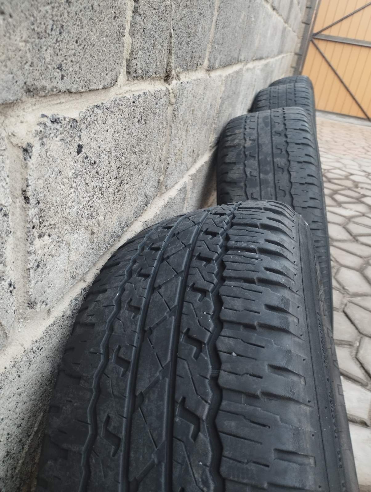 Резина 265/65 R17 2тыс. Комплект.