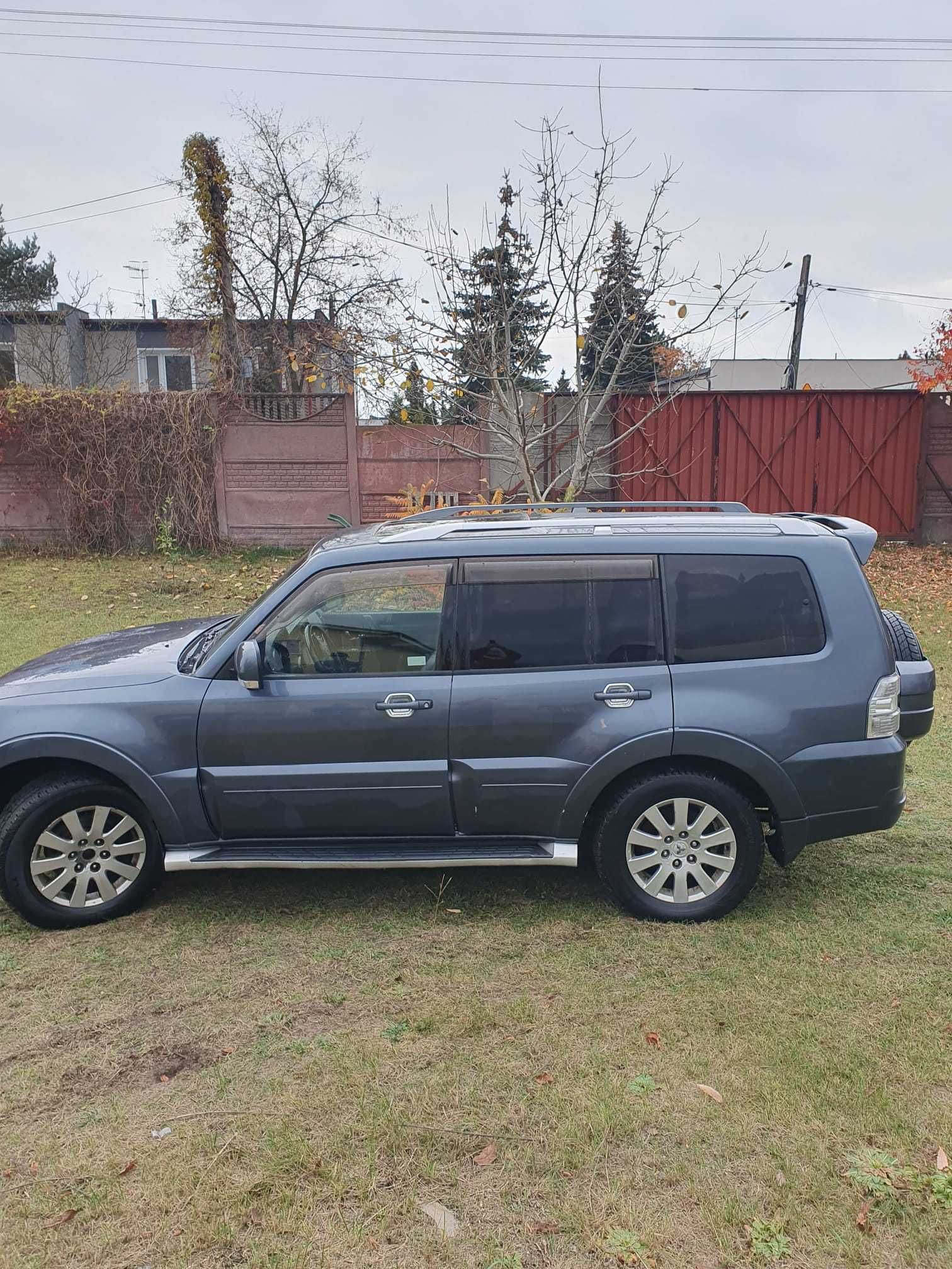 Sprzedam Pajero IV 3,2DID manual 2007