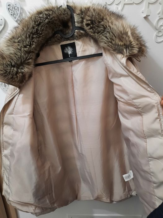 Kurtka damska Carry ocieplana. Rozmiar M / L .