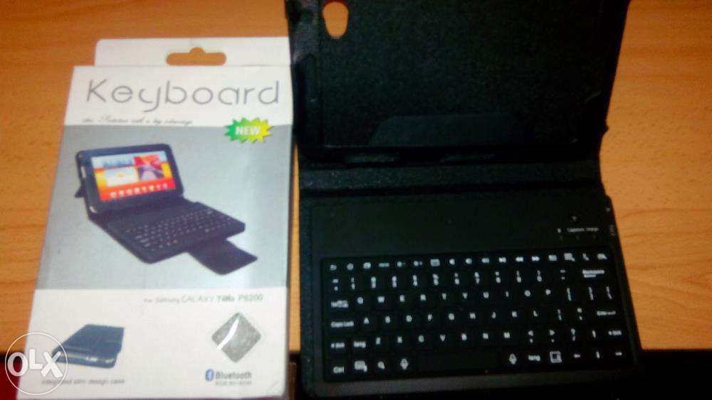 Teclado bluetooth com capa para Samsung Galaxy Tab/Tab 2