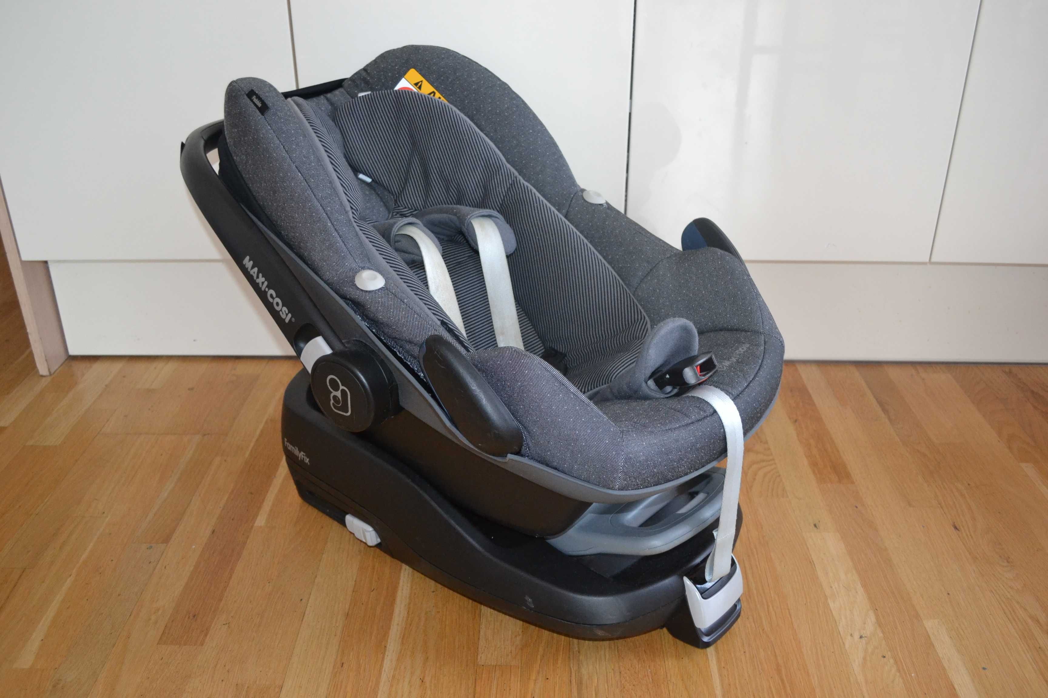 MAXI-COSI pebble + baza isofix