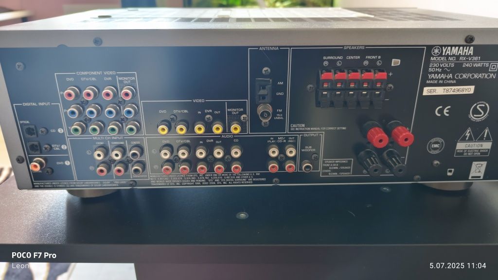 Yamaha RX-V361 amplituner