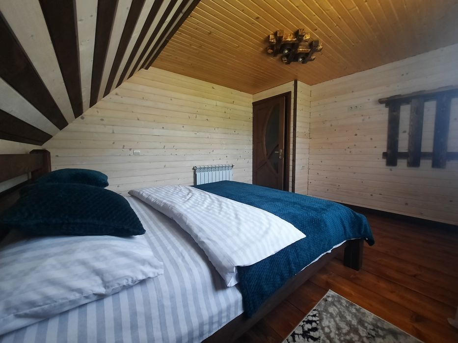 Котедж "Карпатський двір" .Відпочинок в карпатах.Оренда будинку