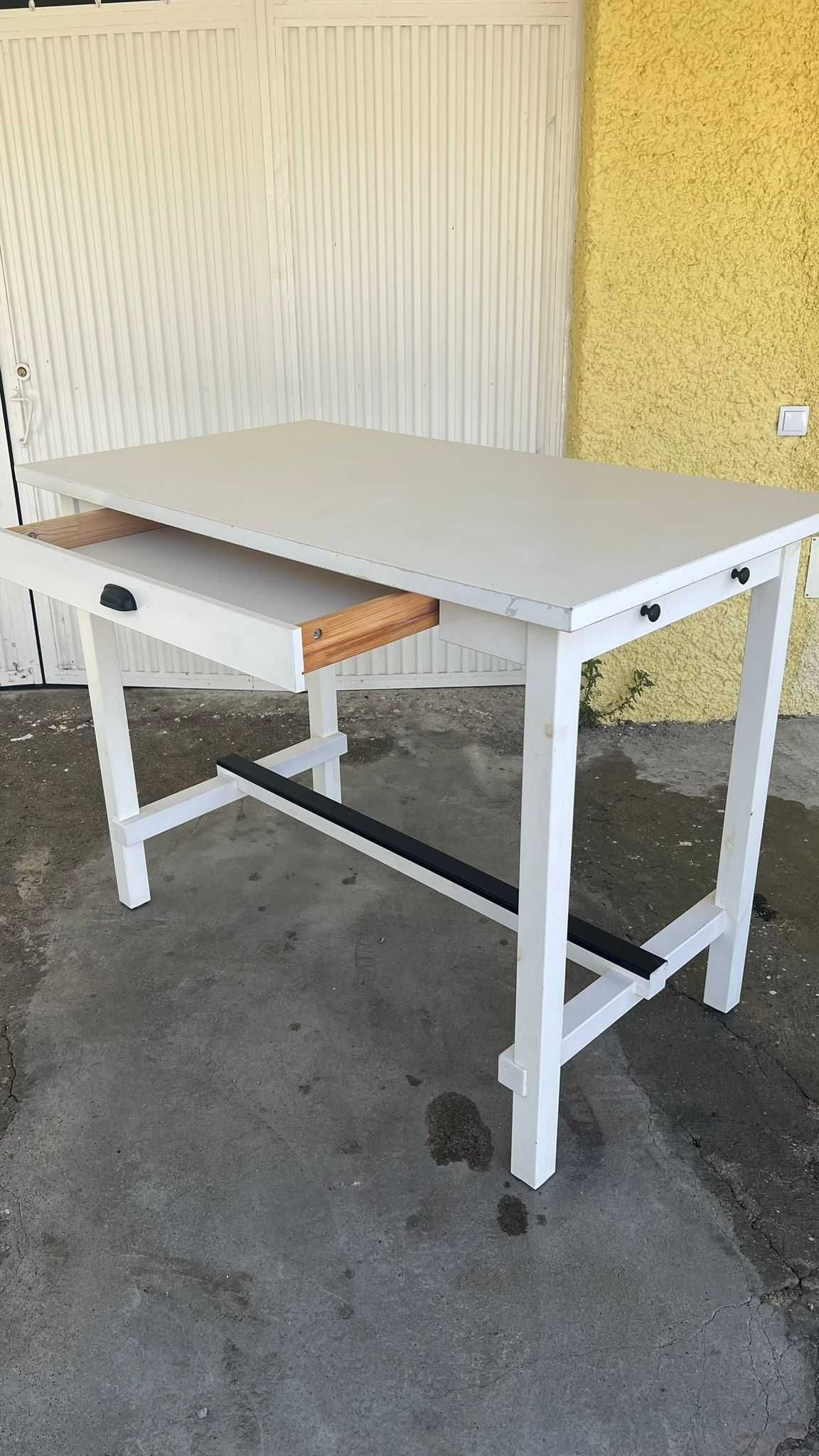 Mesa alta com 2 bancos, IKEA branca, NORDVIKEN