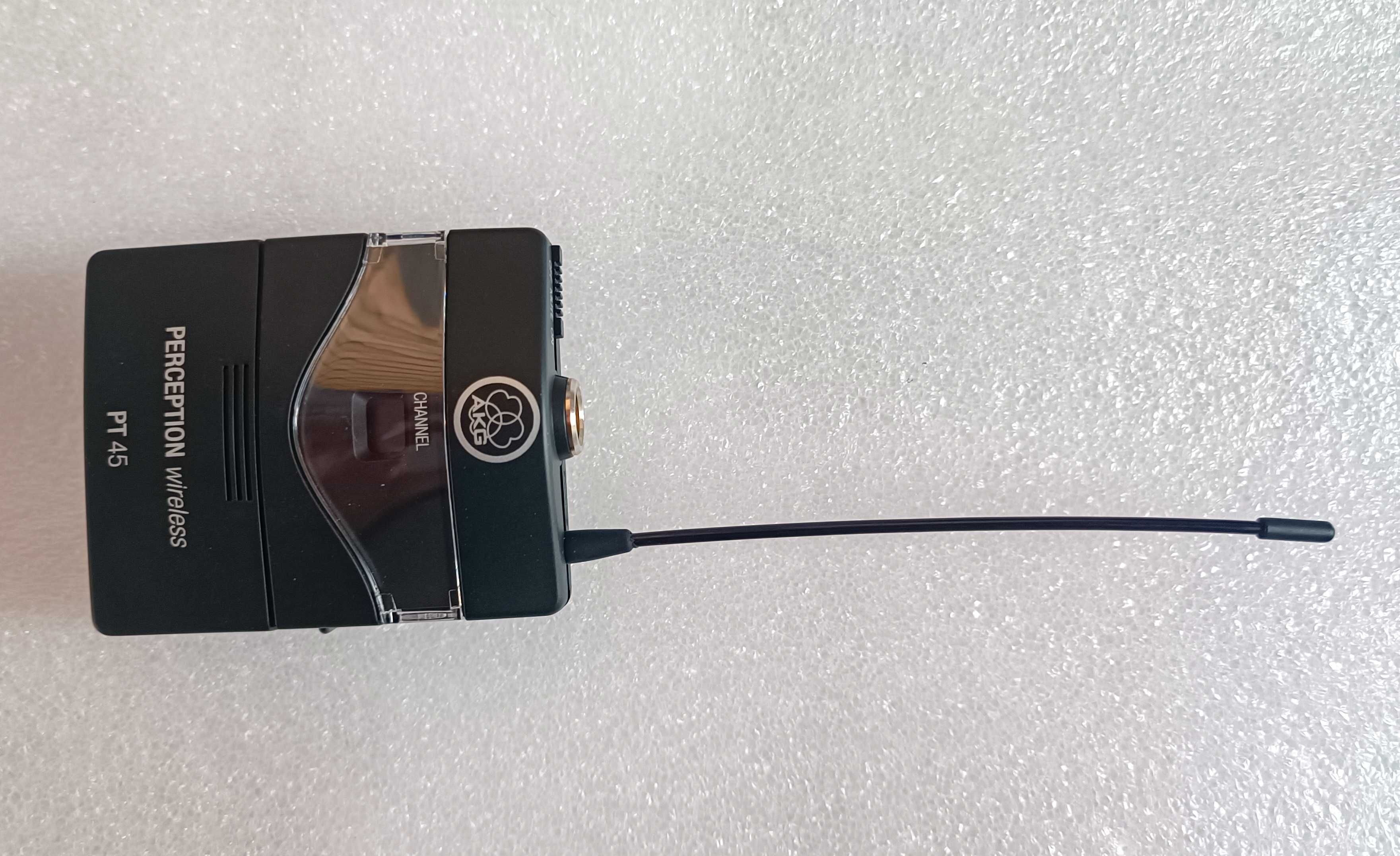 Радіосистема наголовна AKG PERCEPTION WIRELESS 45