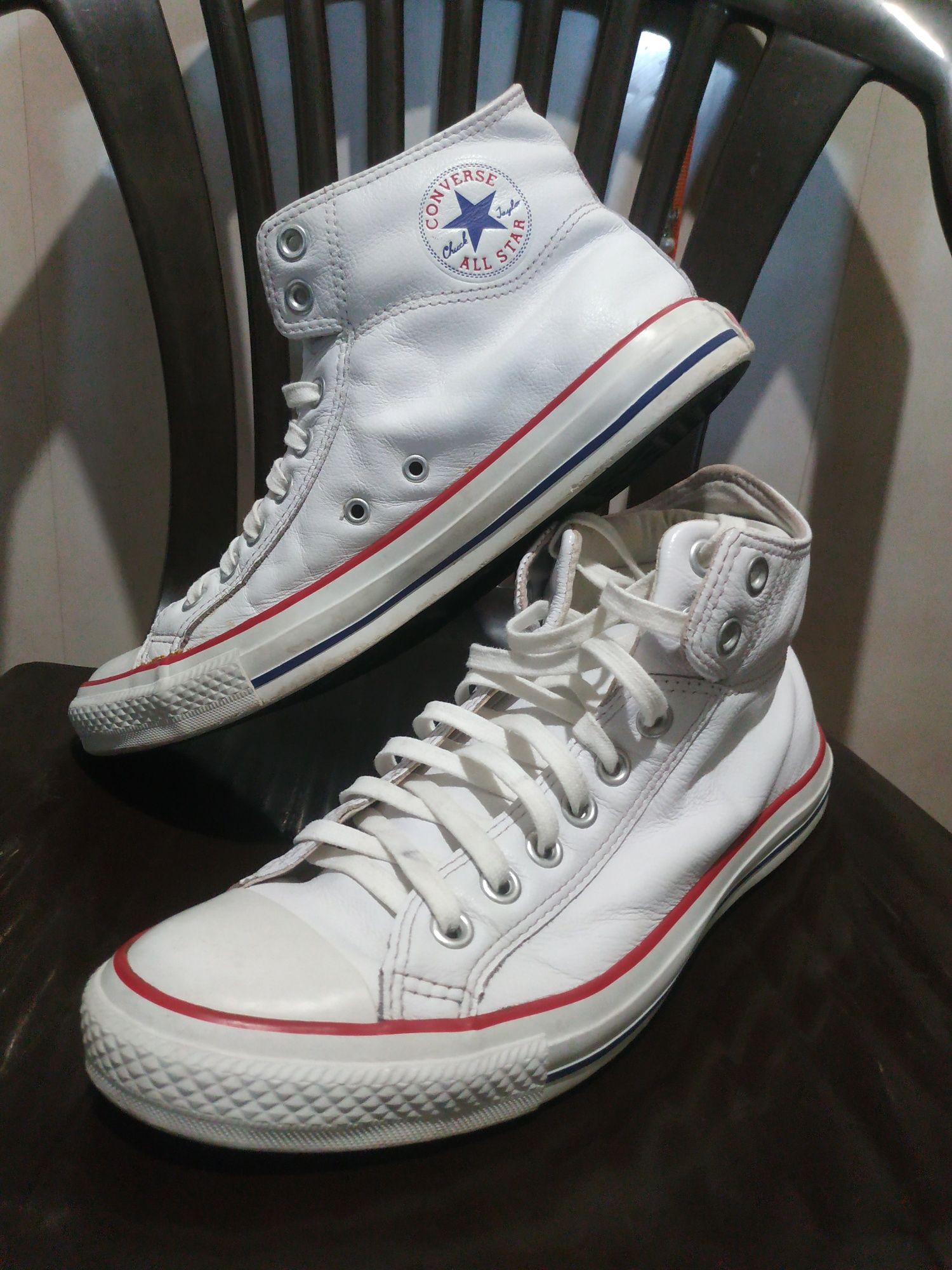 Продам кожаные кеды кроссовки converse 42 размер