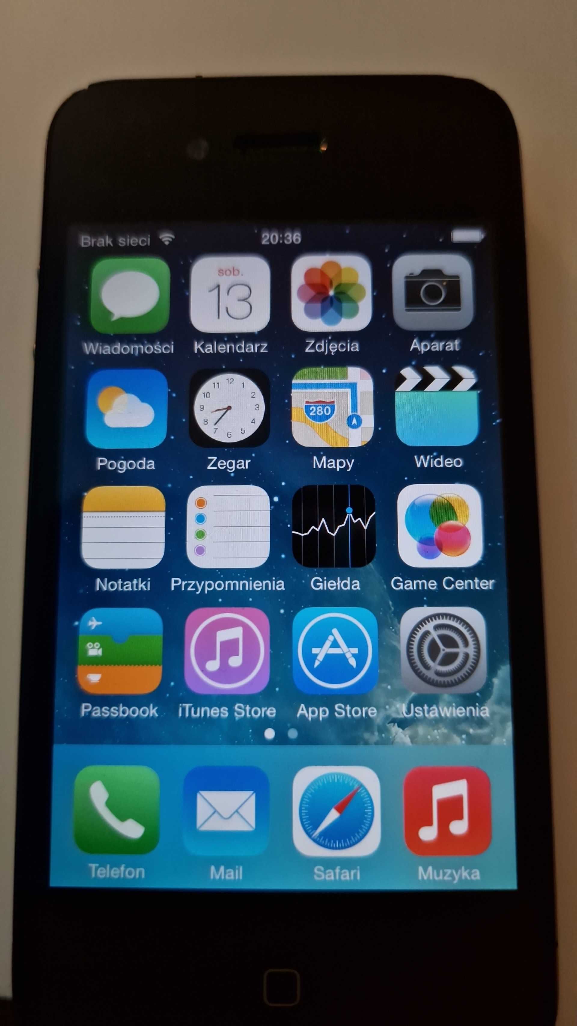 iPhone 4 pojemność 16GB