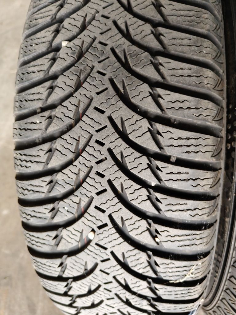 Całe koła 215/65/16 5x114,3 Zimowe Renault Dacia