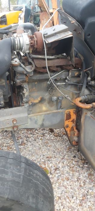 Silnik john deere renault 4039trt-35 okolo 90KM