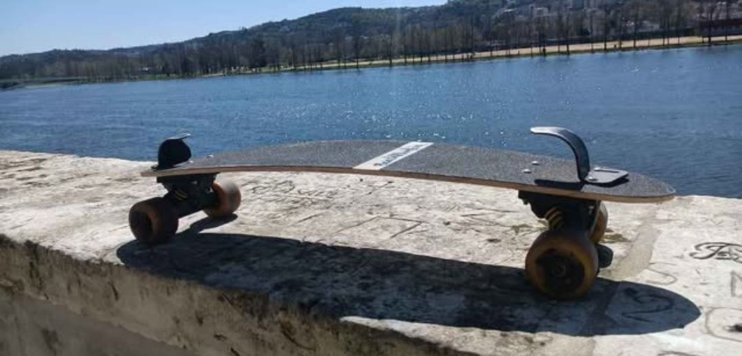 Longboard Skate surf Flexível amortecedores duplos