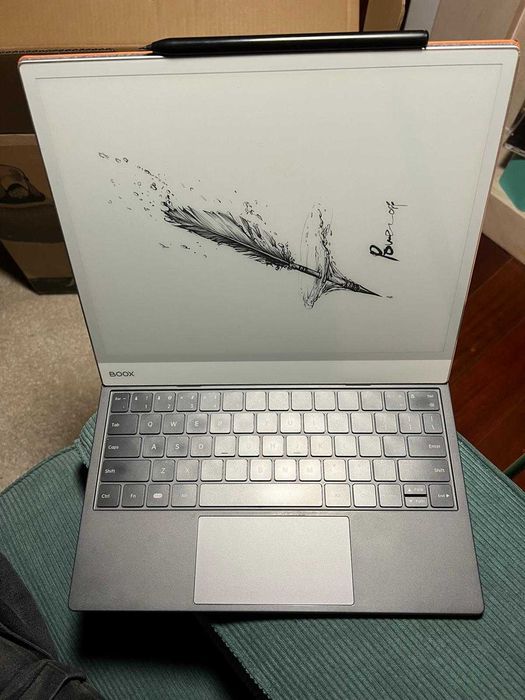 Boox Note Max 13'3 como novo com capa com teclado