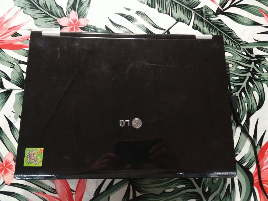 Laptop LG e500 kompletny