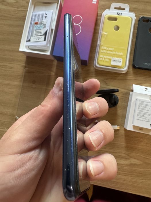 Xiaomi MI 8 lite, Global, 4/64Gb, android 10/MIUI 12 + ПОДАРКИ!