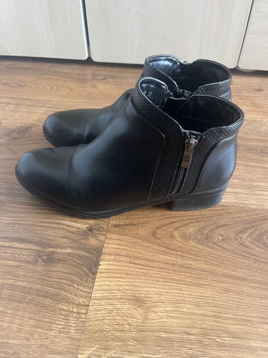 Botki czarne wiosenne 37