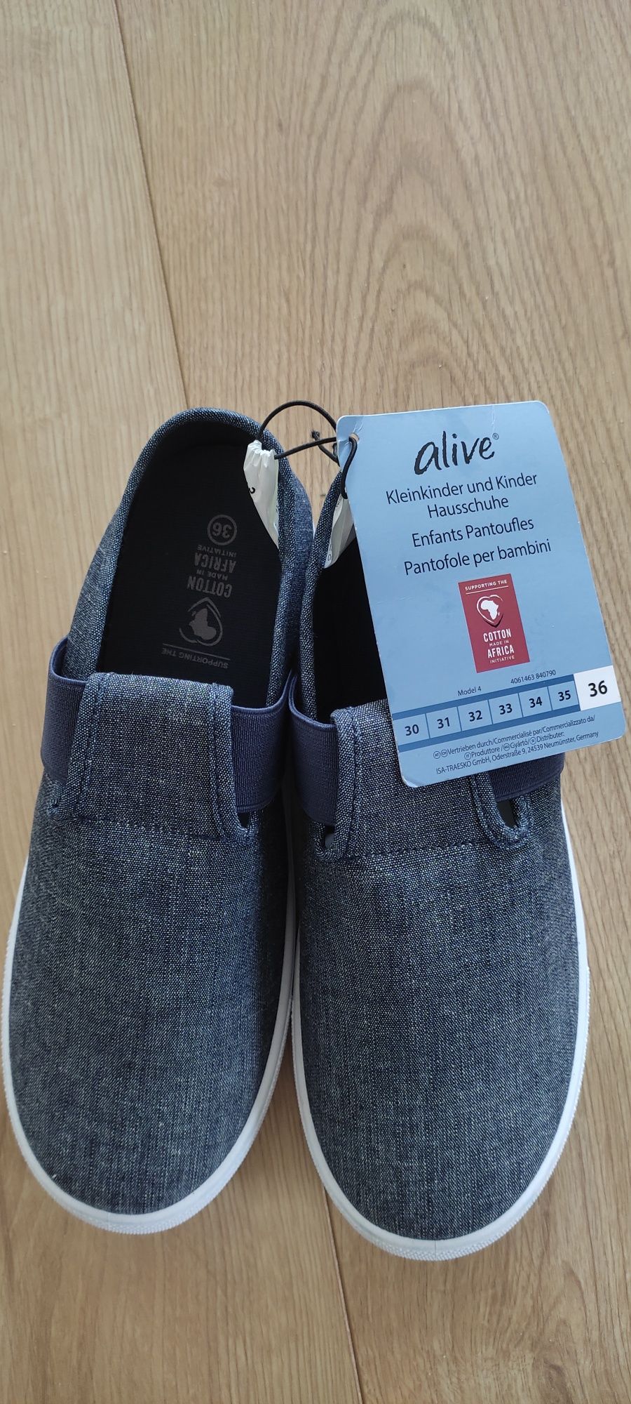 Pantofle trampki 36 buty buciki NOWE firmy niemieckiej super jakość