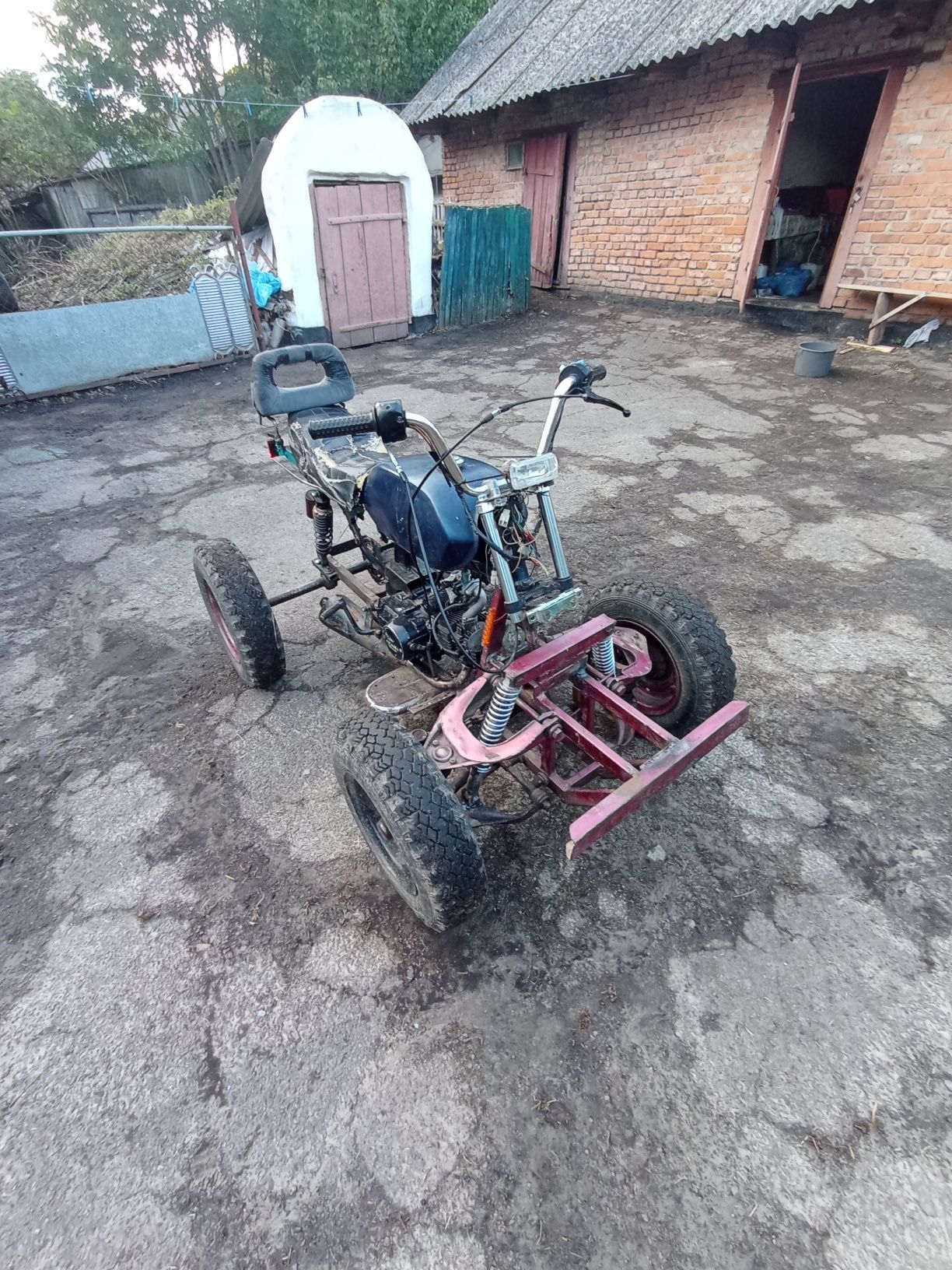 Продам квадроцикл