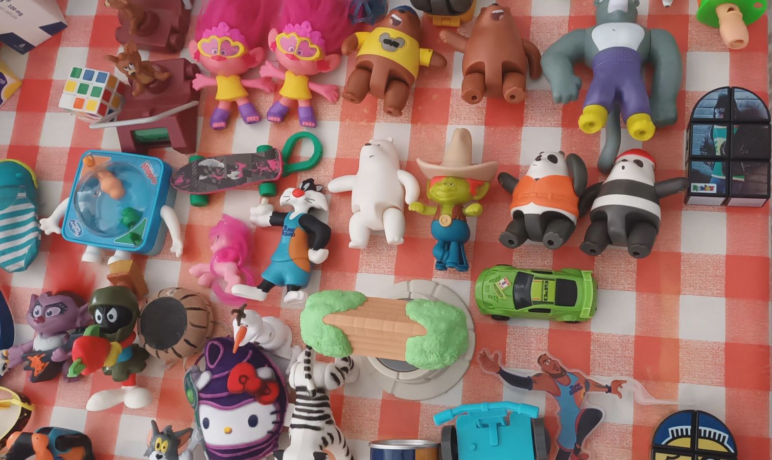 Lote vários brinquedos, alguns de coleção