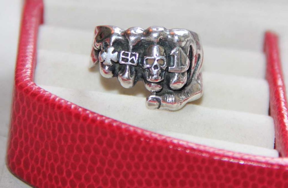 srebrny srebro 925 pierścionek pierścień sygnet czaszka pięść yes