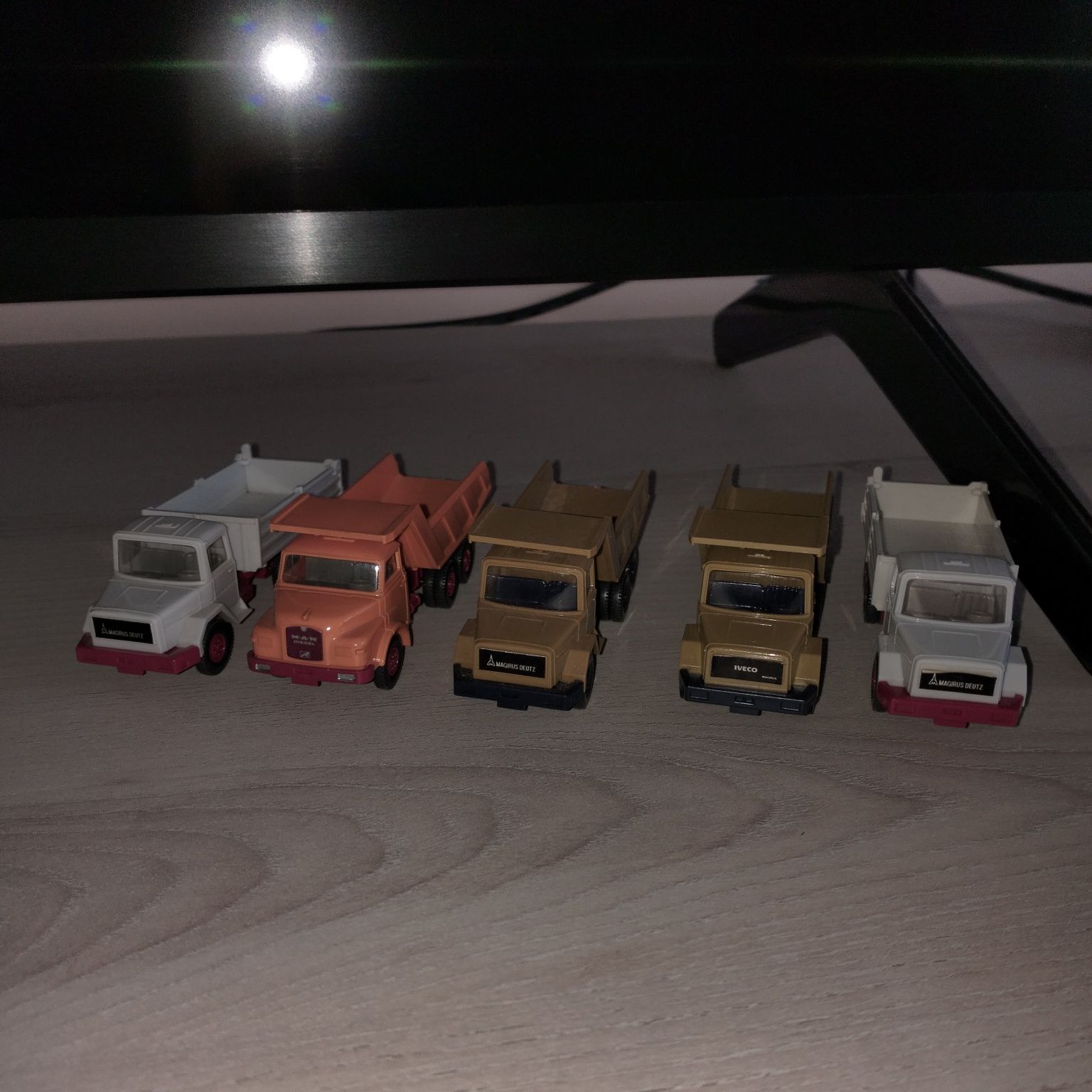 Wywrotki oraz Opel Blitz skala H0 1:87