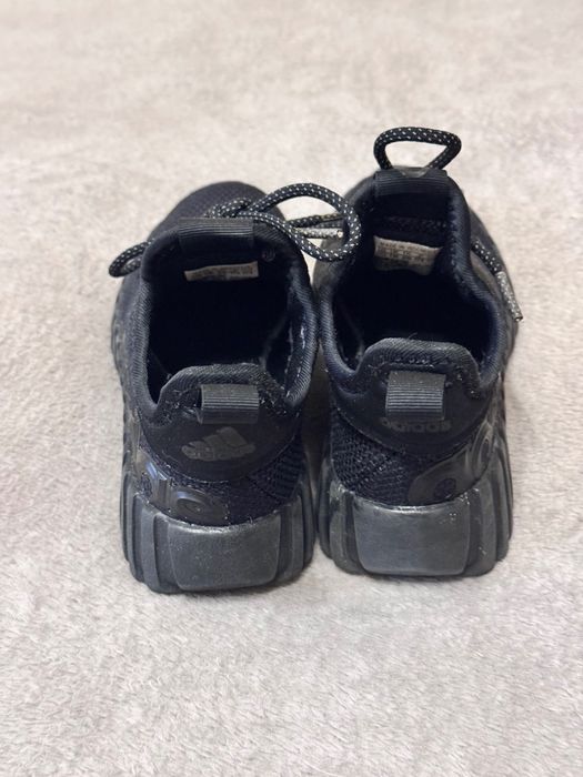 Кросівки дитячі Adidas Kaptir 3.0 29р 17.5-18,5см оригінал