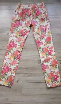 Rosner spodnie jeans w kwiatowy wzór L 40