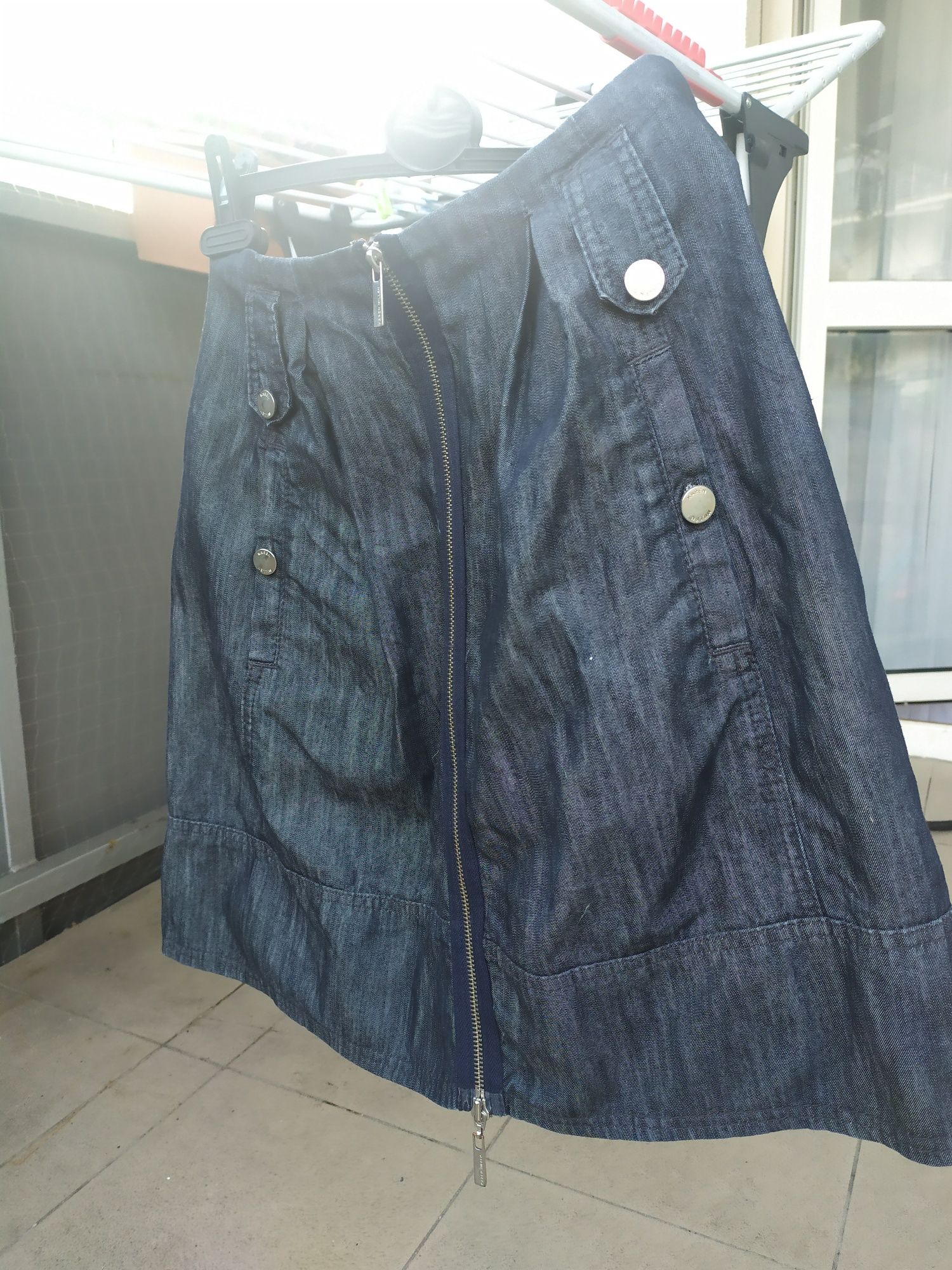 Spódnica z cienkiego jeansu Karen Millen