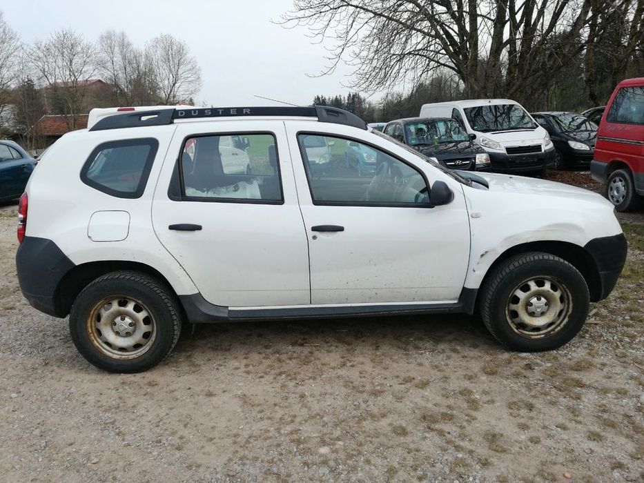 Бампер Dacia Duster I (1) 2010-2017 разборка дача дастер запчастини