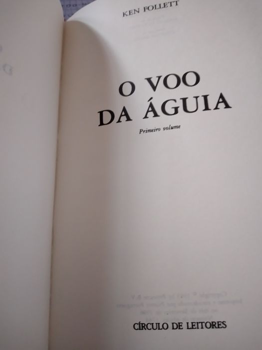 O VOO DA ÁGUIA - obra em dois volumes - de Ken Follett