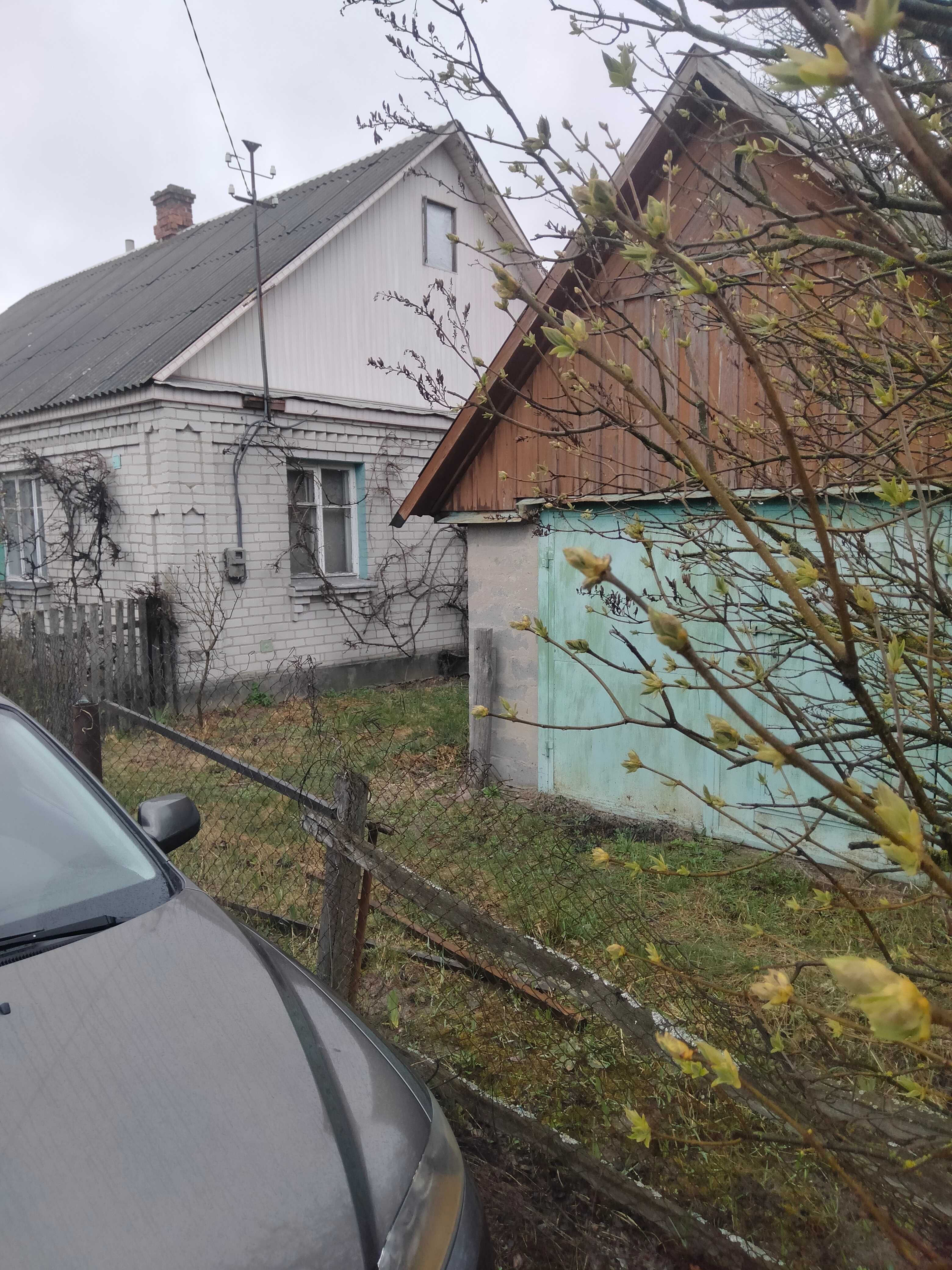 Продається будинок, літня кухня, гараж,  в с. Іванівка Житомирський р.