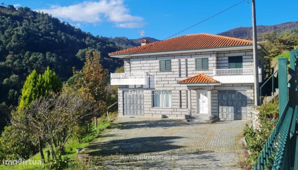 Venda de Moradia T3 Stª Marinha do Zêzere Baião