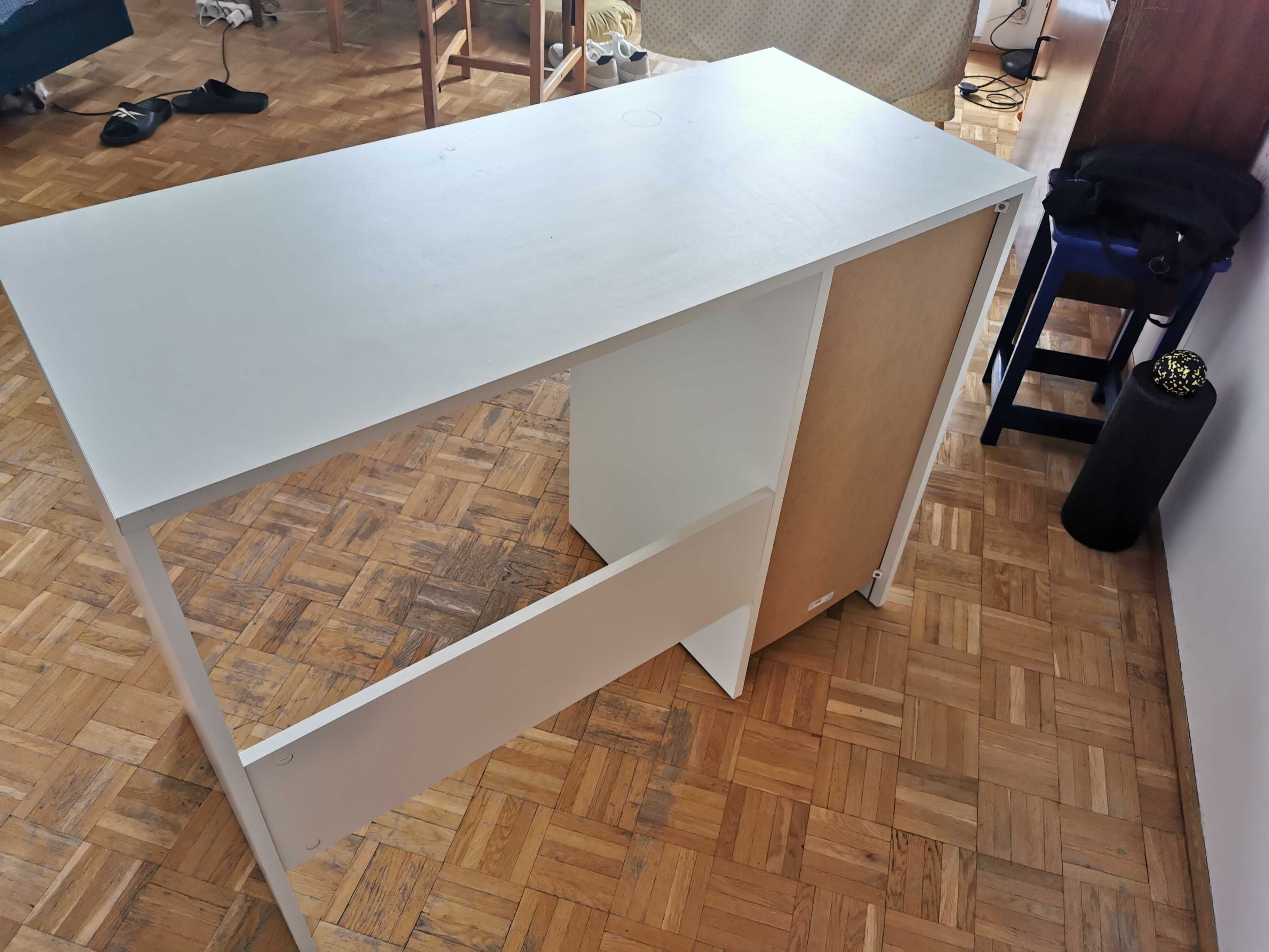 Biurko IKEA Eljer