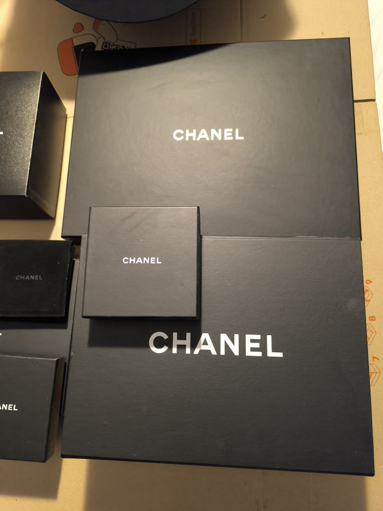 CHANEL брендовые коробки разных размеров