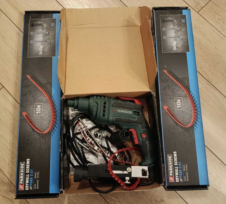 Wkrętarka taśmowa do płyt Parkside PTBS 520 A1 + wkręty PSBS 3 A1