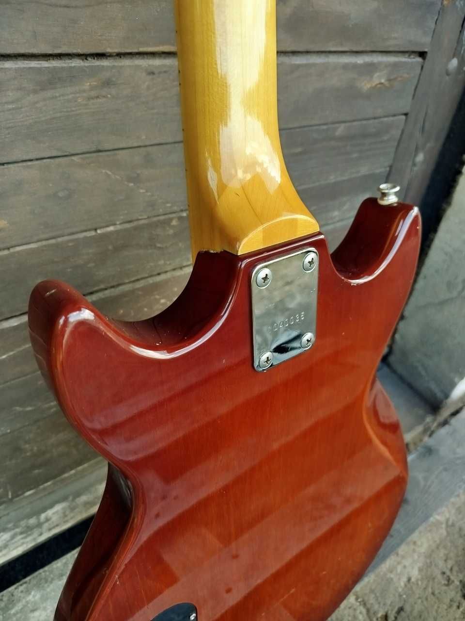 Hondo II Professional Bass 1970+futerał, japońska gitara, super stan.